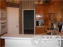 4th image of 1111 Westminster Dr