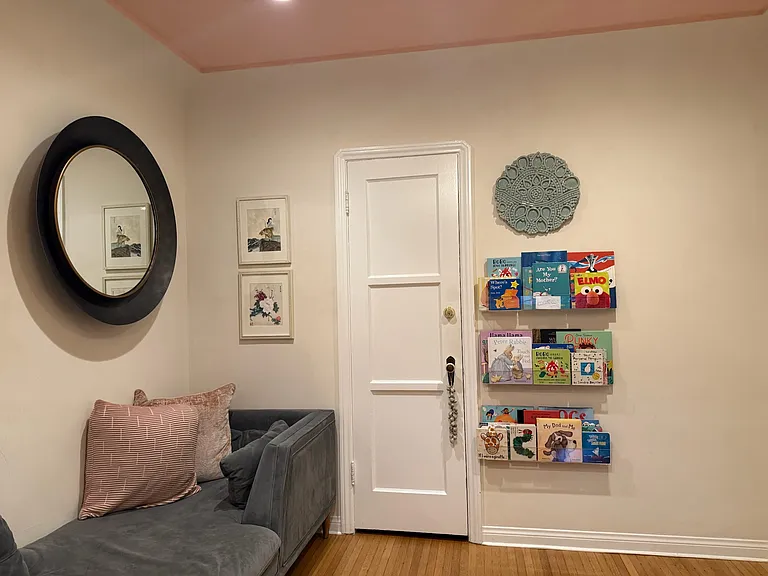 2591 Amherst Ave — Photo 19
