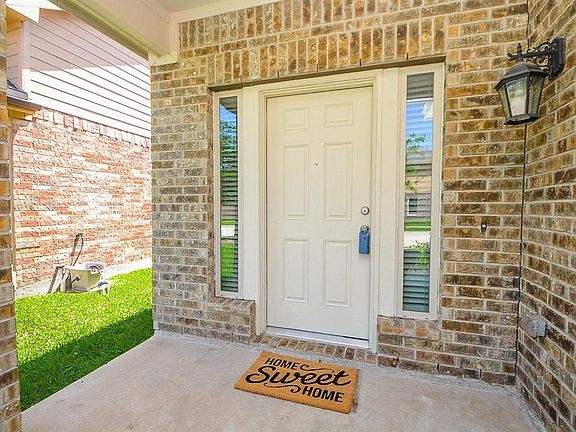 3rd image of 20627 Summer Retreat Ln