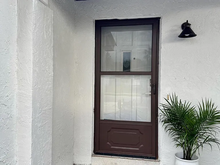 250 Andros Dr — Photo 1