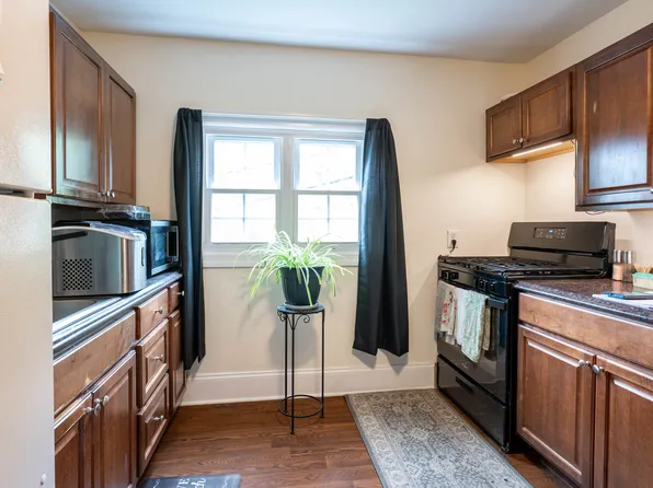 1143 E Main St #1, Shrub Oak, NY 10588