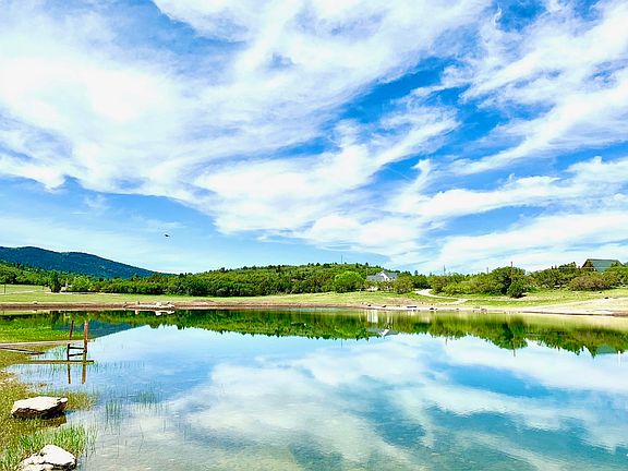 4th image of 215 Lake Fork Rd