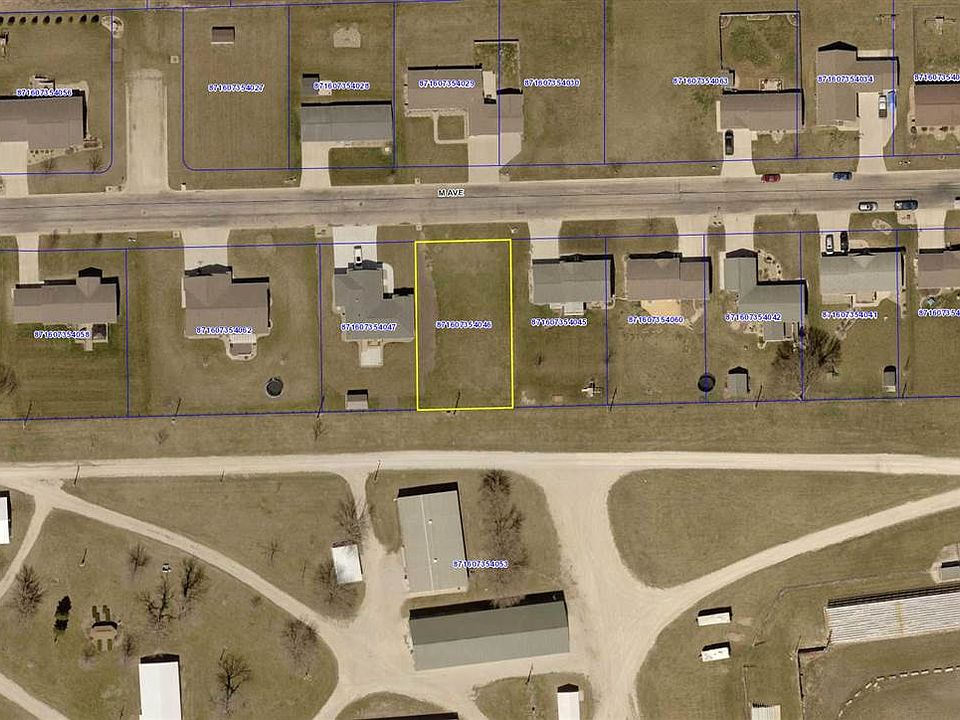 1st image of 208 M Ave