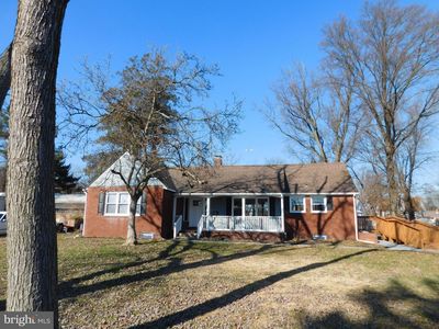 813 W Kings Hwy, Mount Ephraim, NJ, 08059