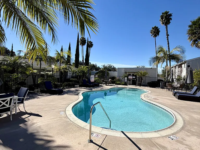Presidio Villa Apartments — Photo 20