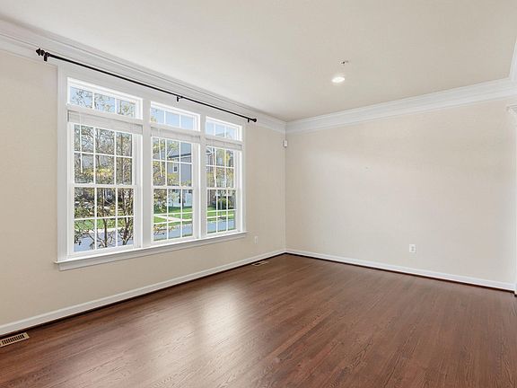 4th image of 3765 William Daves Rd