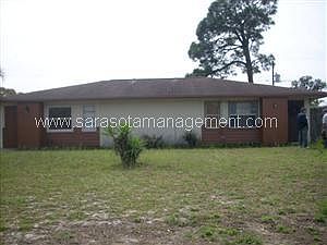 2nd image of 6932 Bee Ridge Rd