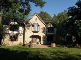 N2W31151 Settlement Ct, Delafield, WI