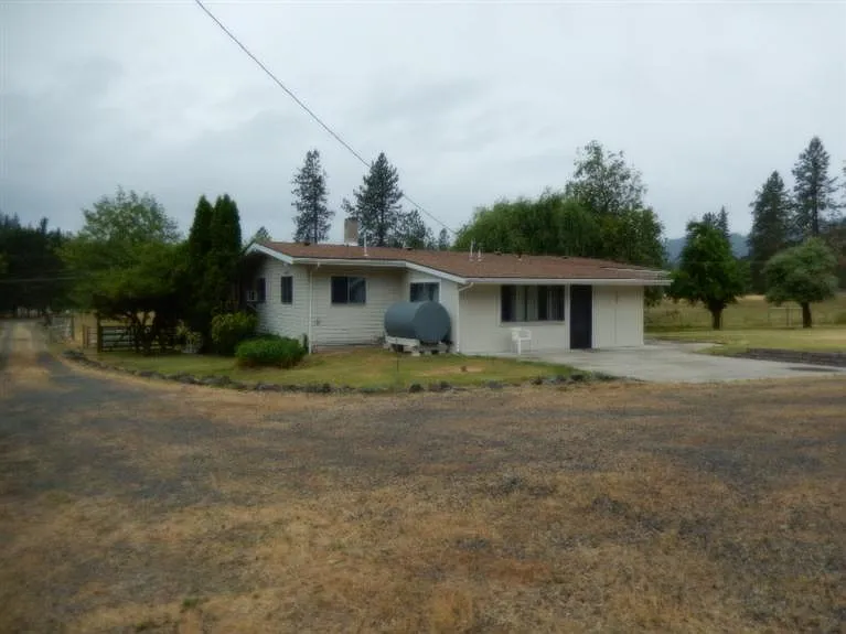 465 Monterico Rd photo 1