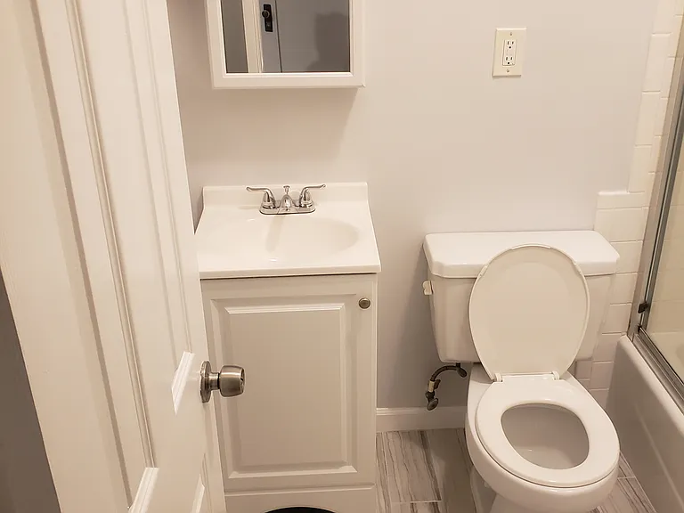 217 S Berendo St #111 — Photo 3