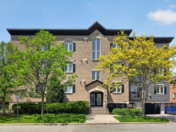 711 Churchill Ave N #401, Ottawa, ON K1Z 5G6