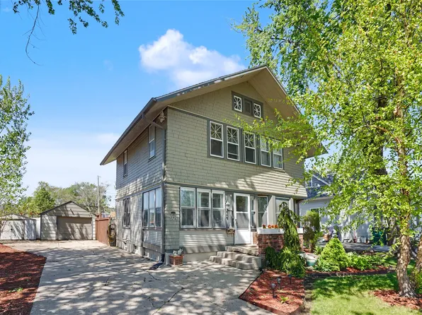 504 4th St, West Des Moines, IA 50265