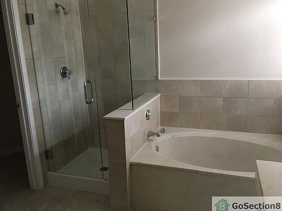 4th image of 3204 Verbena Dr