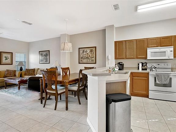 3rd image of 3099 Yellow Lantana Ln
