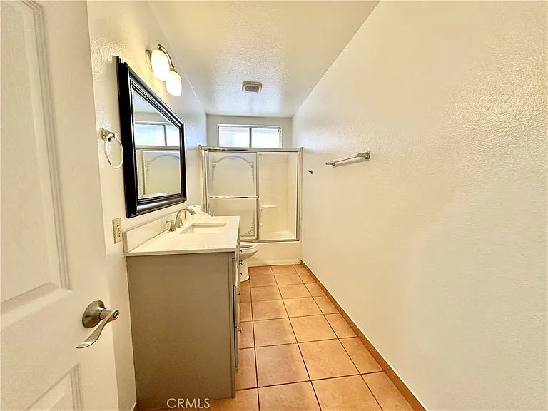 18113 Elaine Ave — Photo 13