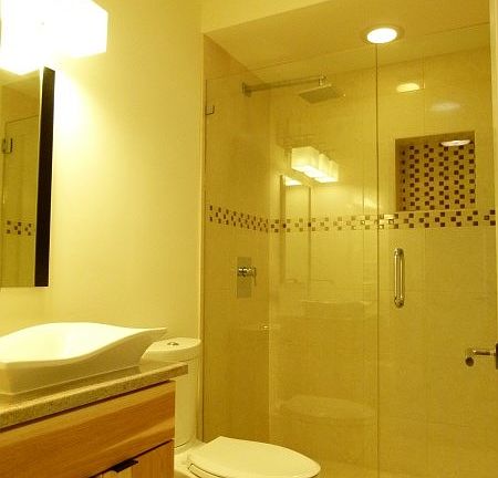 4th image of 8952 SE Parkway Dr