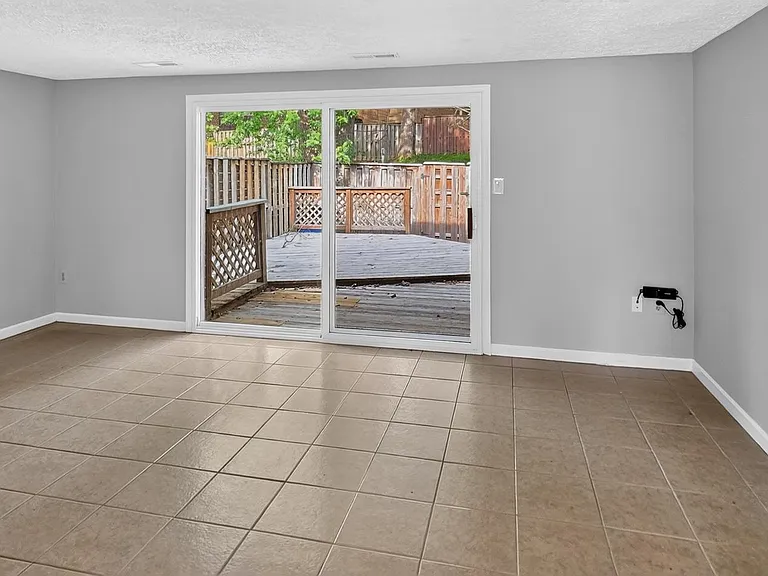 6556 Pennacook Ct — Photo 14