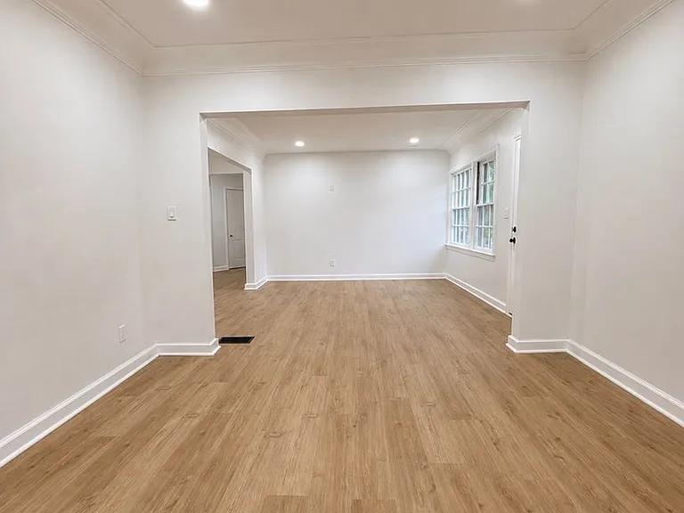 3556 N Wareingwood Dr — Photo 5