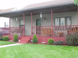 518 N Walnut St, Celina, OH 45822