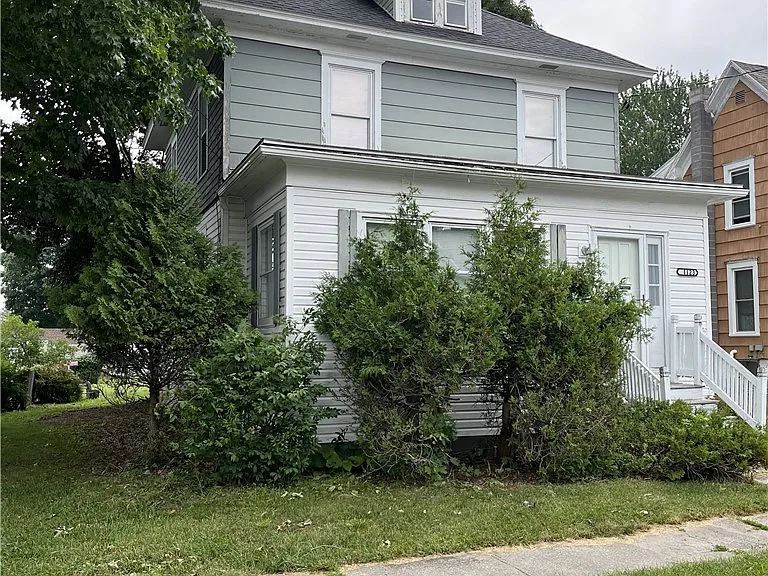 1123 Franklin St — Photo 1