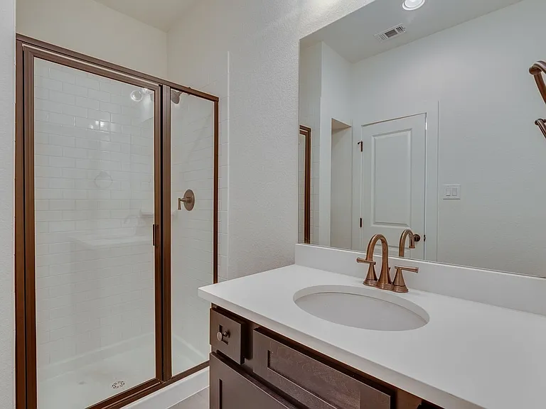 3117 Greene Ave — Photo 26