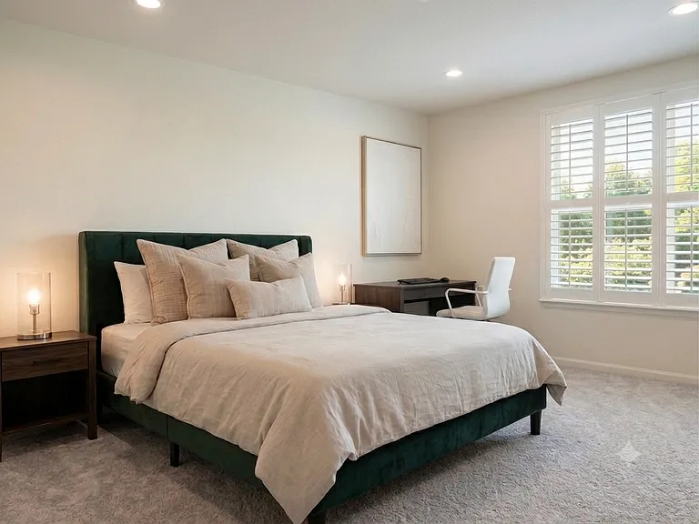 Bedroom 2 - Master