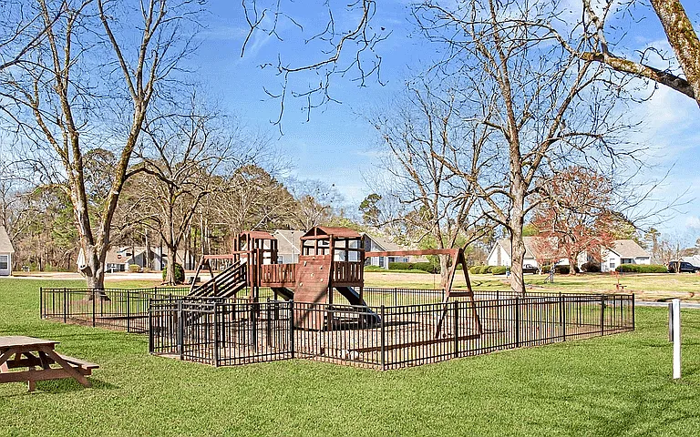 Faris Residences Newnan — Photo 2