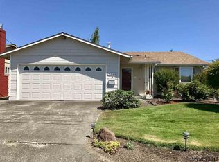 1114 Astor Way, Woodburn, OR