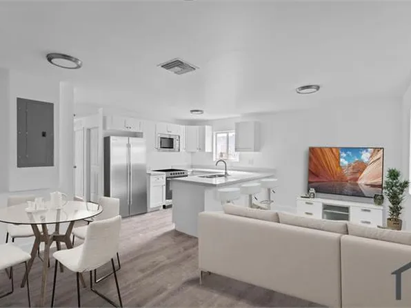 2902 NW 44th St, Miami, FL 33142