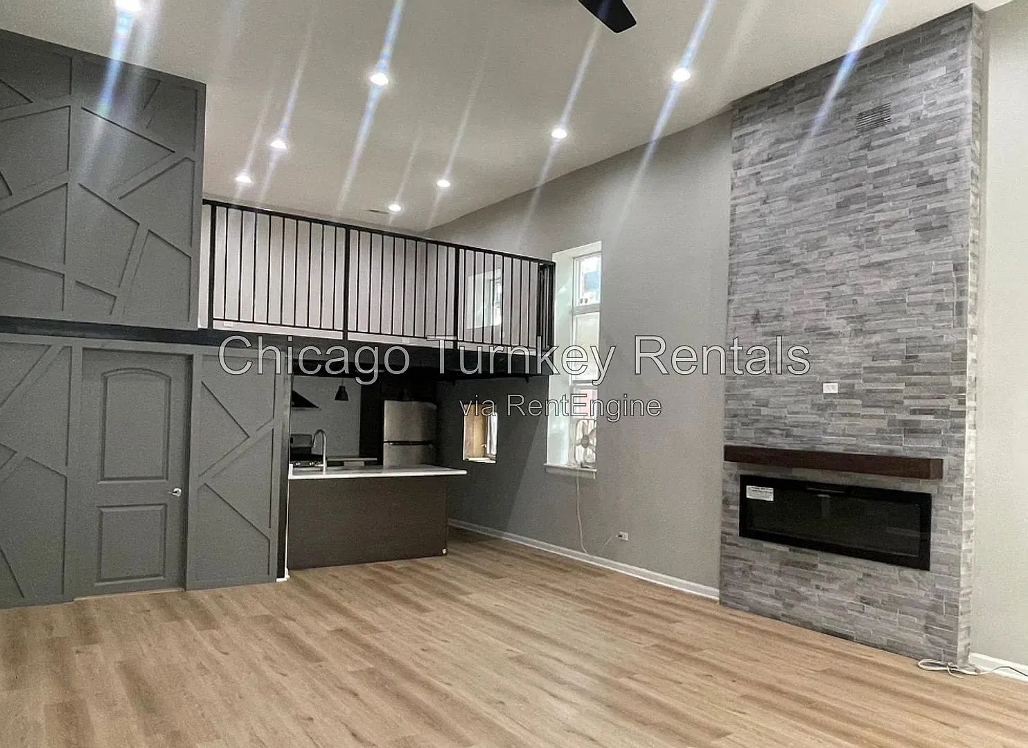 1 bed, 1.0 bath, 900 sqft, $1,950 — Photo 2