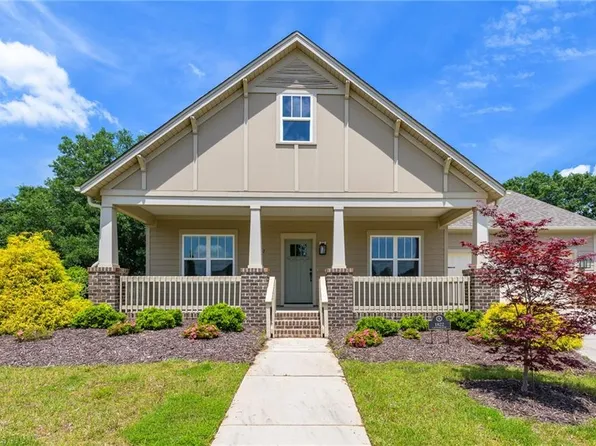 1822 Eastover Ct, Kernersville, NC 27284