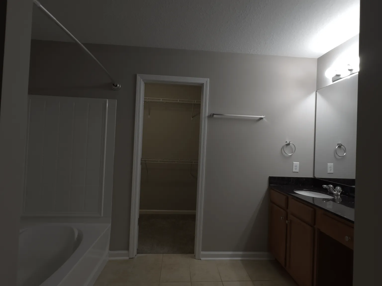 3 bed, 1542 sqft, $2,600 — Photo 4