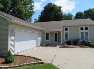 1412 Elm St, Auburn, IN