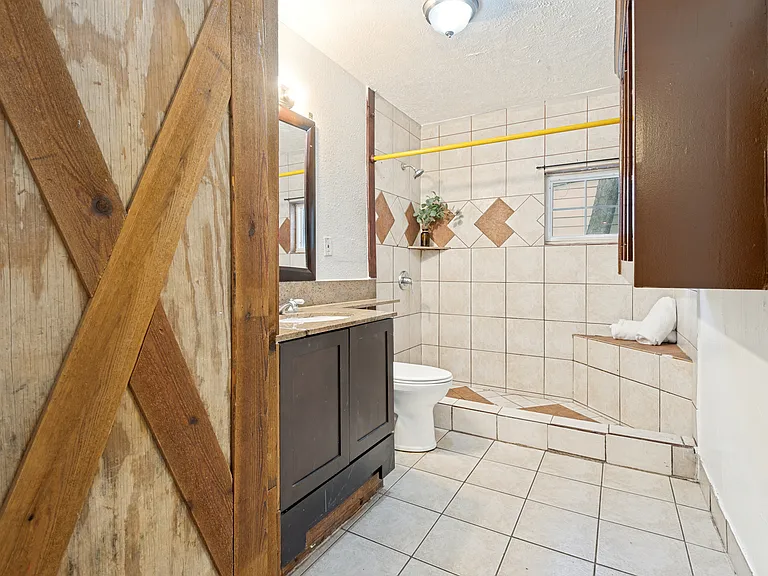 403 N Britain Rd #403B — Photo 8