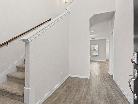 5th image of 1214 Mira Mar Ct