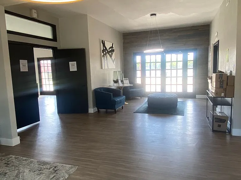 Modern Waco Living Zero Deposit Apartments Near Baylor, 1800 Waco — Photo 141