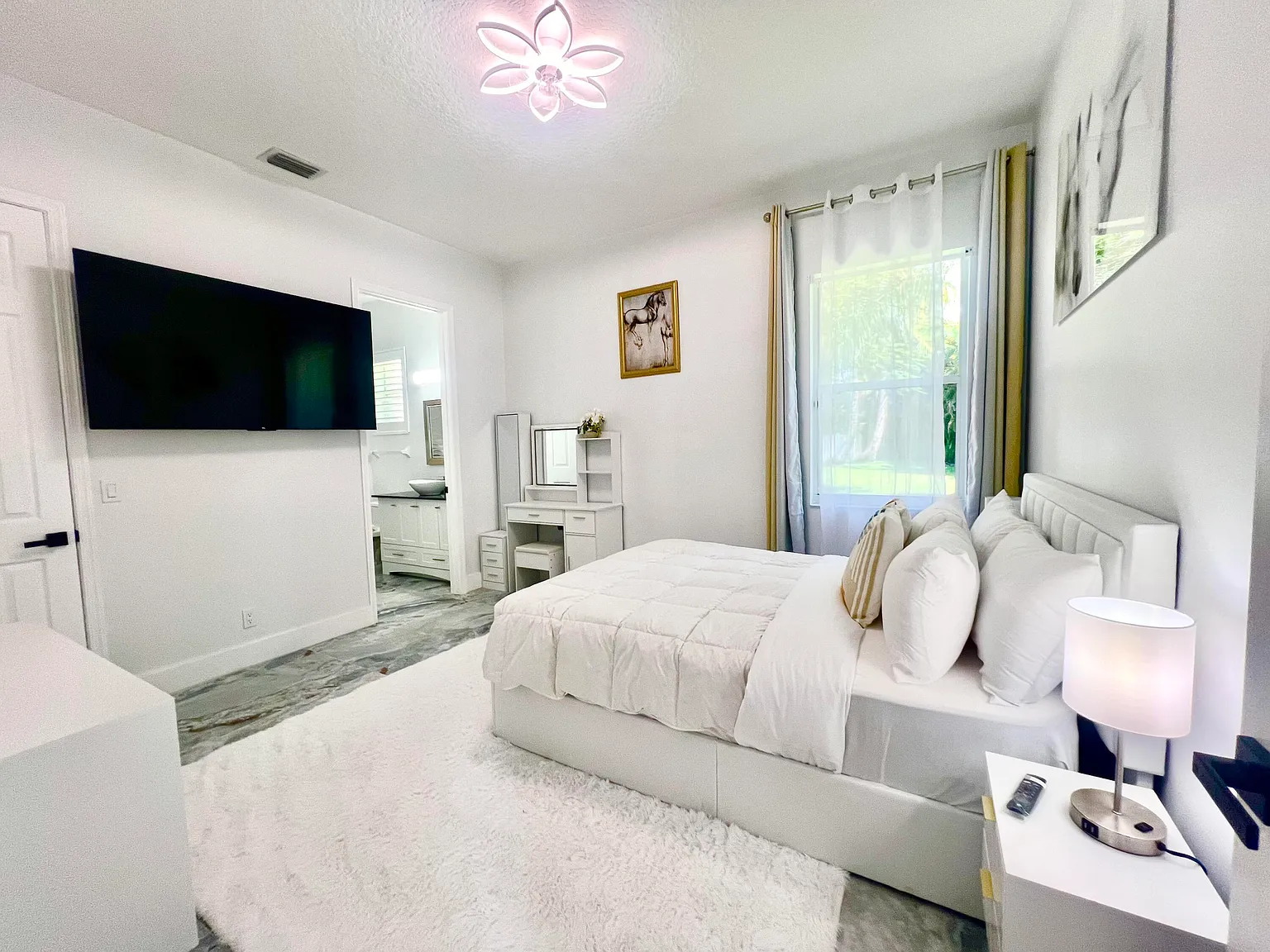 6 bed, 4.0 bath, 3345 sqft, $13,000 — Photo 4