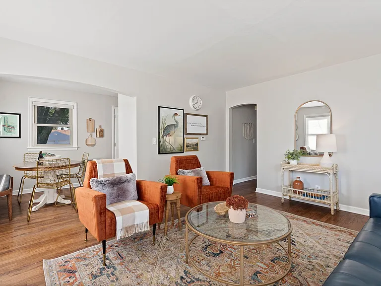4207 N Normandie St — Photo 17