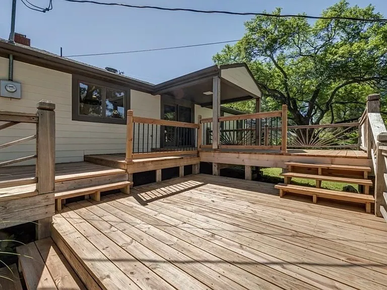 8400 Riggs St — Photo 26