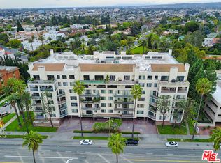 4460 Wilshire Blvd APT 701, Los Angeles, CA 90010