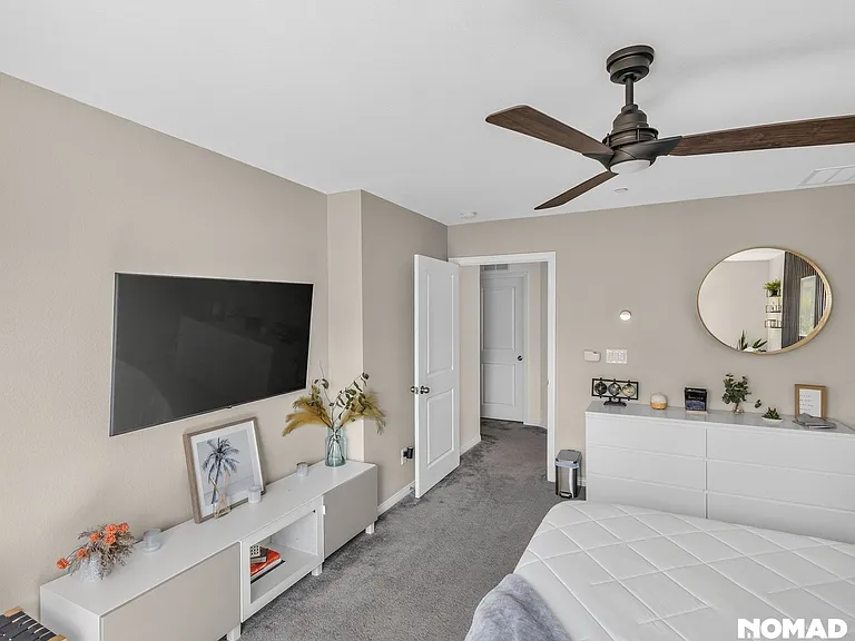 1074 Page Park Ln — Photo 17