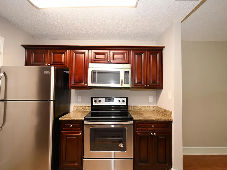 8308 Santa Fe Pkwy — Photo 8
