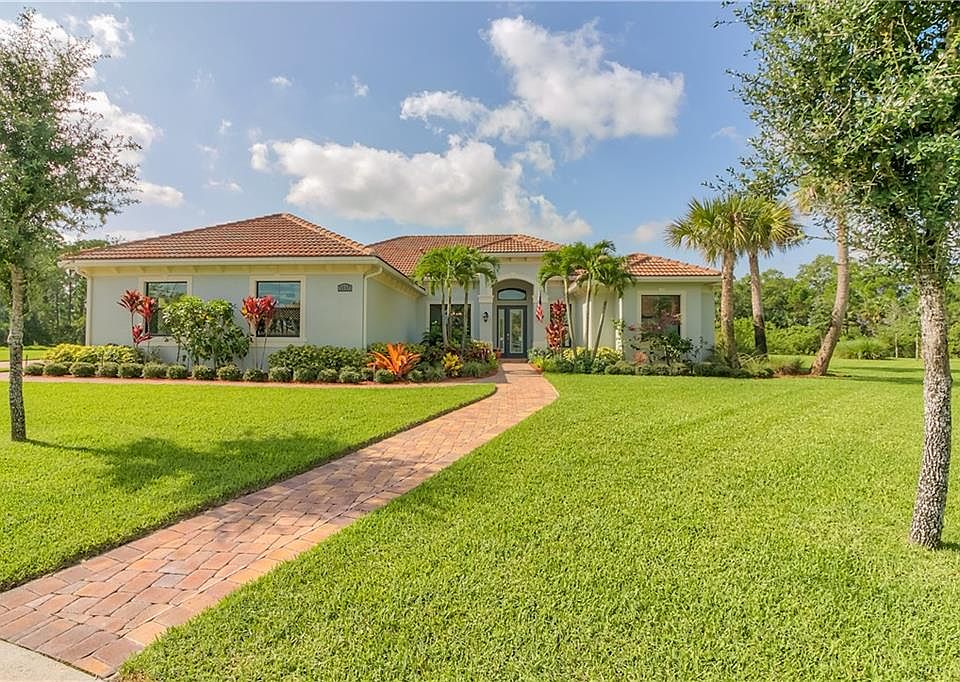 1st image of 5517 SW Peach Palm Pl