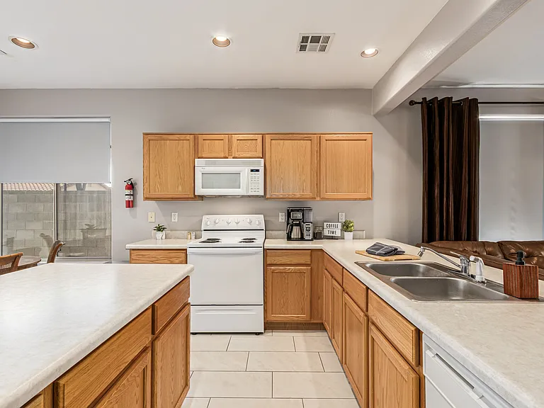 7007 E Keats Ave — Photo 14