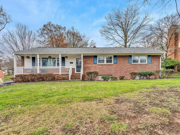 3014 Lofton Rd, Roanoke, VA 24018