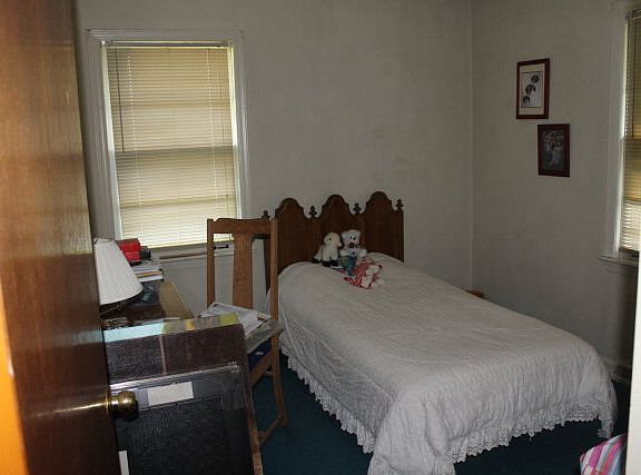 5th image of 163 Cumberland Dr