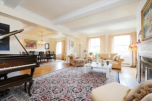 Sold by Kleier Residential | media 31