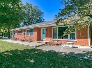 206 S Price Ave, Harrisonville, MO 64701