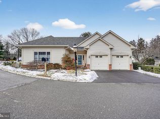 1 Conifer Ct, Princeton, NJ 08540
