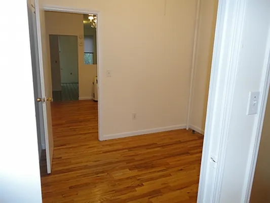 Rented by Urban Realty NYC | media 17